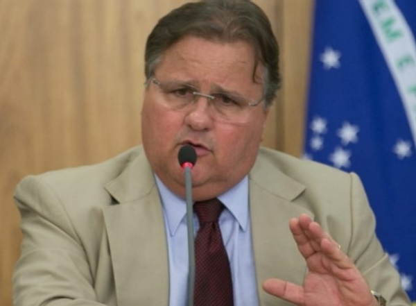 Desvio de Foco: GEDDEL QUER SABER QUEM DENUNCIOU ELE